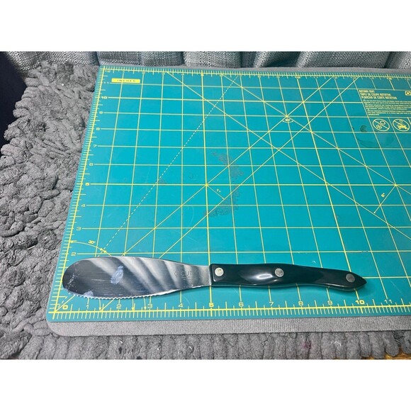 CUTCO # 1768 Spatula Spreader Serrated Marbled Handle 5 Inch Utensil - Picture 9 of 9